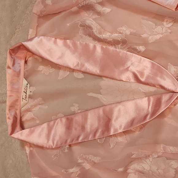 Traditions bed jacket- sheer floral base with satin collar and cuff. - Picture 5 of 12